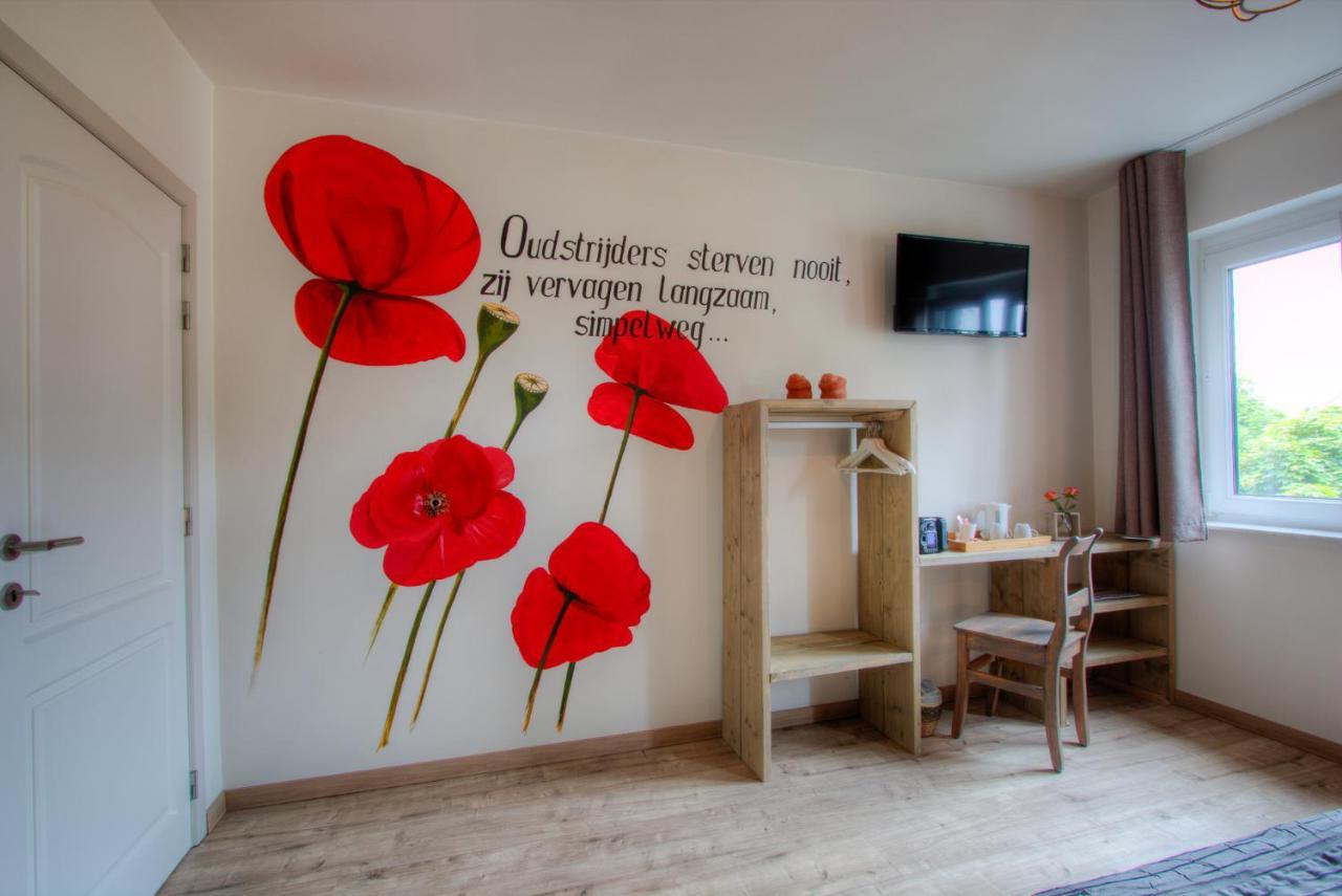 Bed & Breakfast 'T Veerke Дилзен-Стоккем Экстерьер фото
